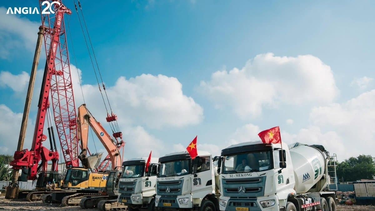 Khởi công River Collection